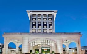 Courtyard By Marriott Bengaluru Hebbal 5*